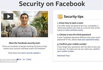 القائمون على موقع الفايسبوك يطلبون رقم هاتفك 